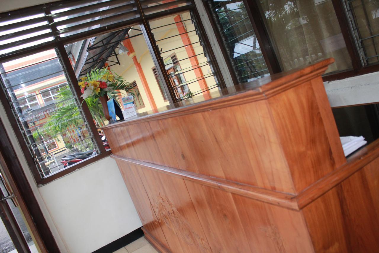 Sinar Bintang Hotel Cepu Exterior foto